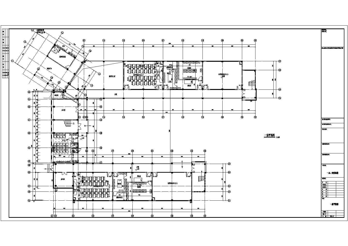 某学校五层实验楼建筑设计平面方案图