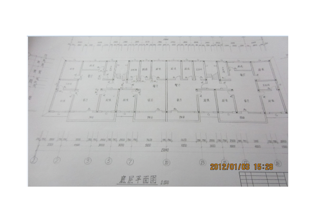 六层单元住宅楼建筑设计图-图二