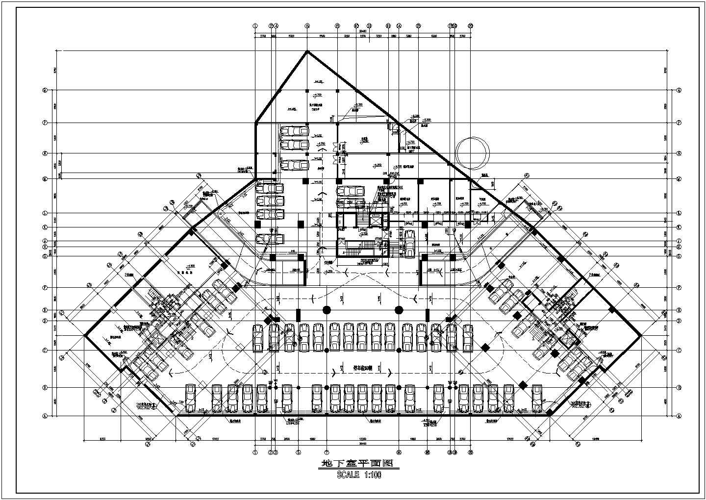 某五层广场建筑设计平面图