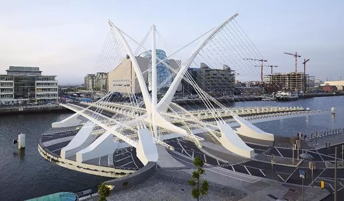 西班牙auditoriode tenerife,混凝土结构,2003年  卡拉特拉瓦的作品