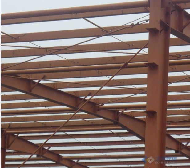 建筑结构 钢结构 新建厂房柱间支撑疑问,如何调整加固 厂房采用两跨
