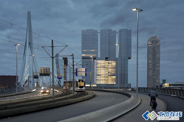鹿特丹De Rotterdam大楼 by OMA 1.jpg